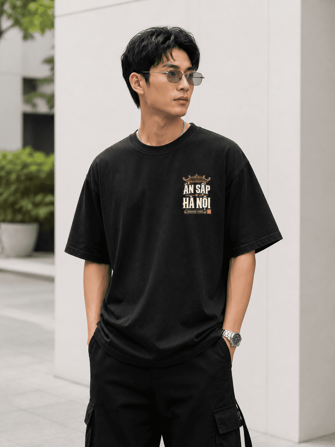 Người mẫu mặc Ăn Sập Hà Nội Tee